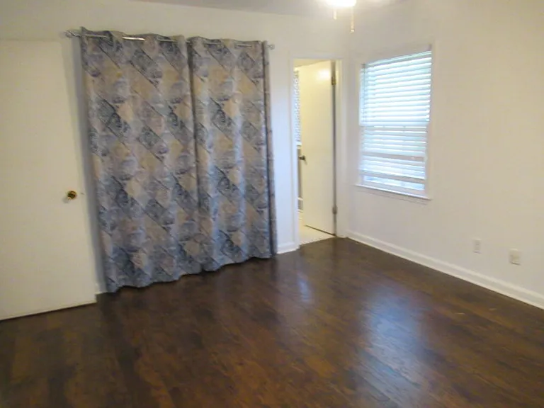 70 Gibson Dr — Photo 27