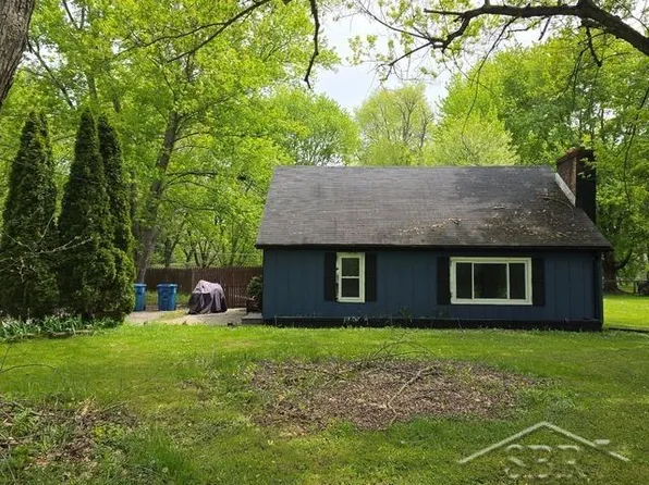 5060 Everhard Ave, Kalamazoo, MI 49004