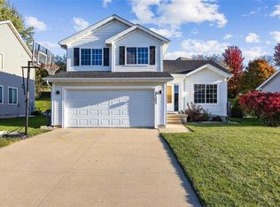 3503 Field Stone Pl SW, Cedar Rapids, IA 52404