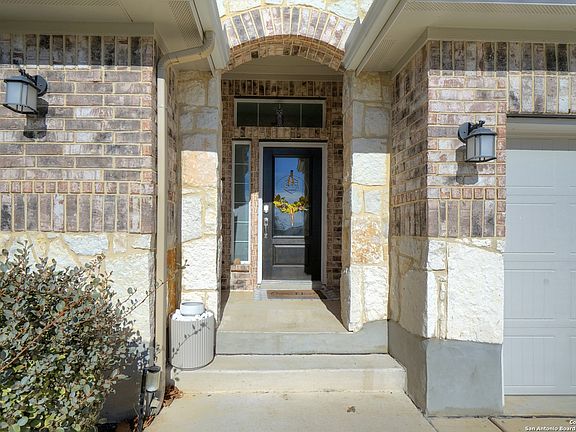 4th image of 5307 Saunter Ln
