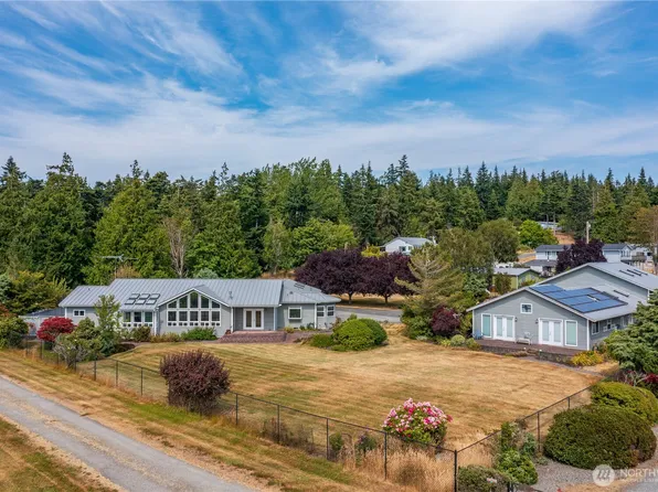 697 Olympic View Drive, Coupeville, WA 98239