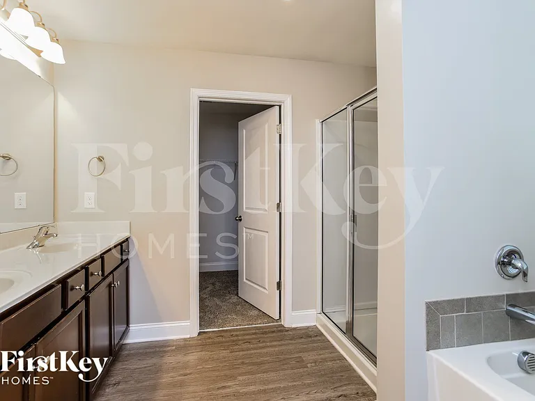 9525 Blue Knoll Ct — Photo 15