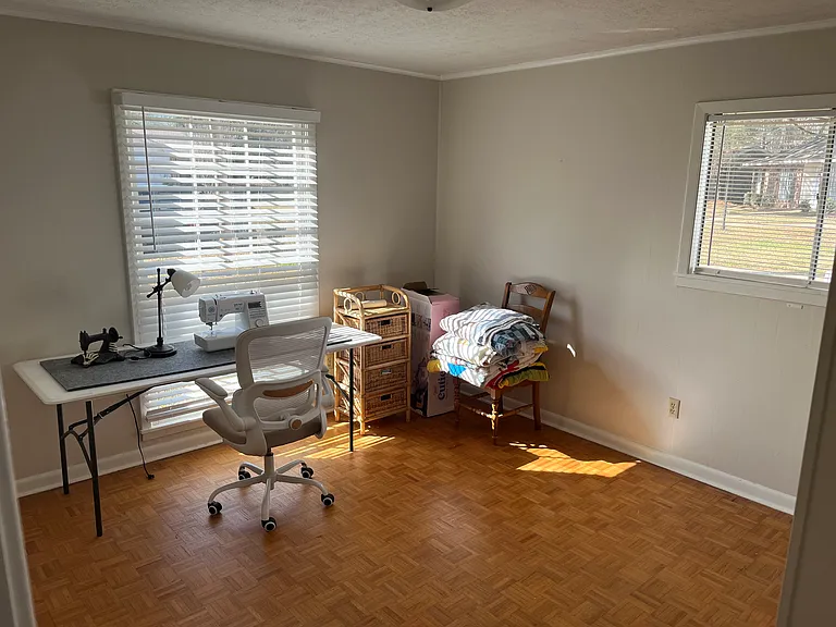 842 Newland St — Photo 17