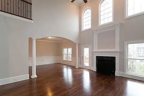 585 Cliftwood Ct — Photo 14