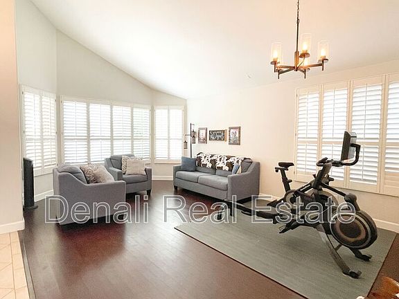 5th image of 15228 S 17th Ct