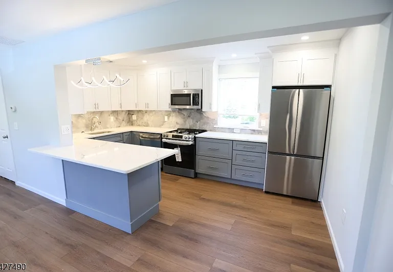 210 Walnut St #R — Photo 3