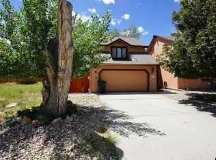 3340 Chuckwagon Rd, Casper, WY 82604