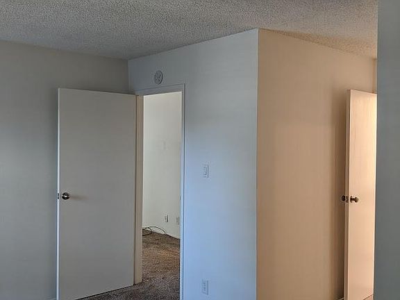 5th image of 803 N Humboldt St APT 402