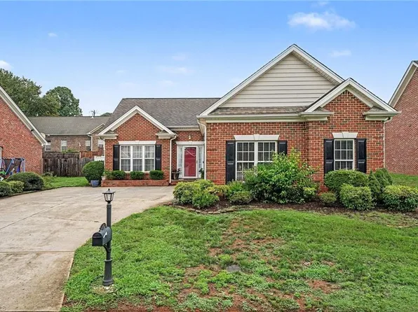 115 Stillmere Ct, Winston Salem, NC 27101