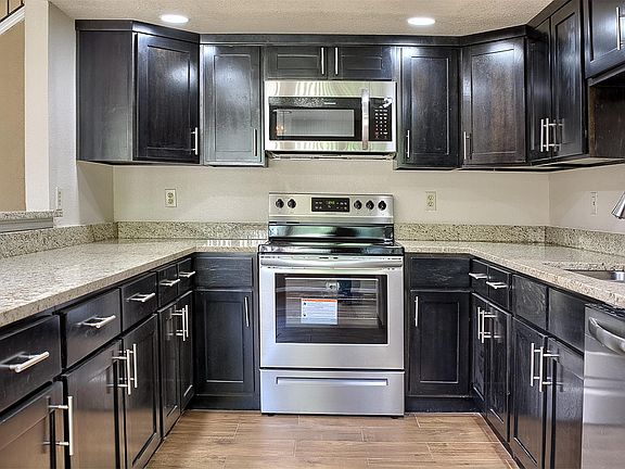 5th image of 6629 Dawn Dr APT A