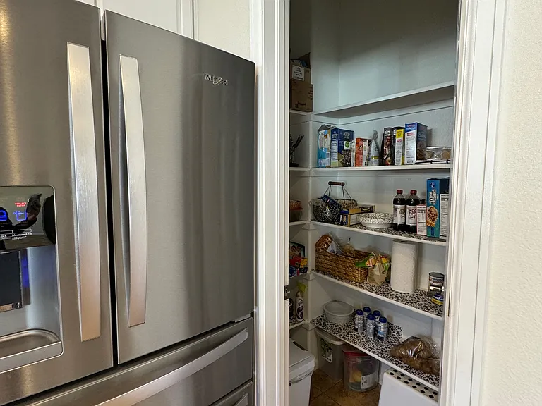 1652 Cherry Hills Ln — Photo 14