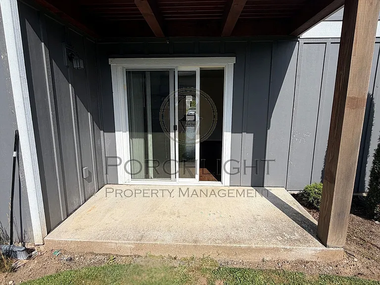2040 Andress Ln — Photo 13