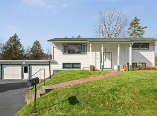7 Sunrise Ave, Barre, VT 05641