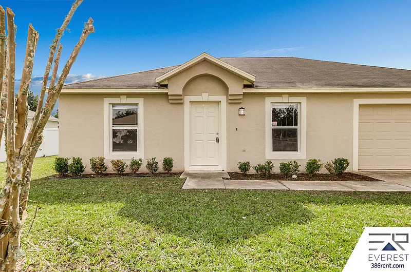 3 bed, 2.0 bath, 1908 sqft, $1,800 — Photo 3