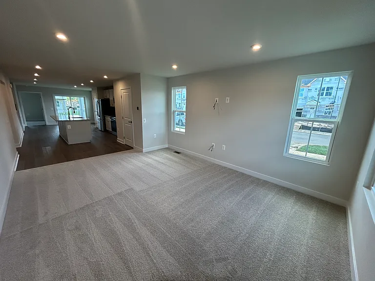 9098 Chapwith Dr — Photo 3