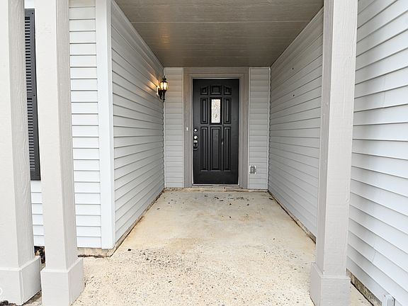 2nd image of 3225 Capsella Ln