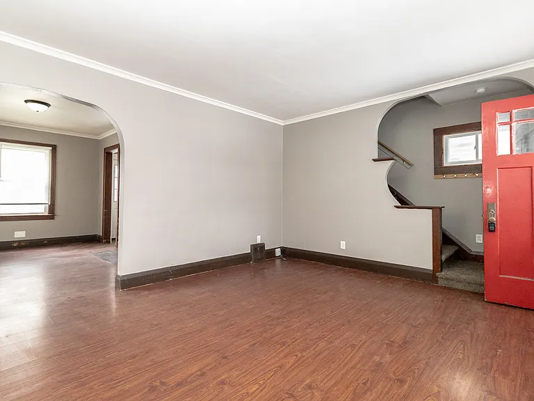 2045 Mansfield Rd — Photo 6