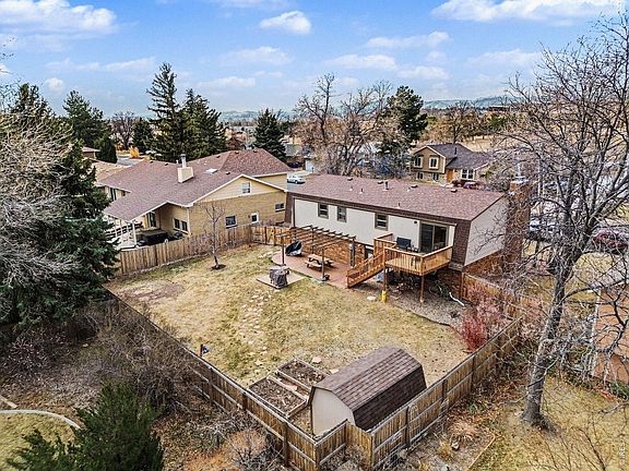 3rd image of 3106 Hiawatha Dr