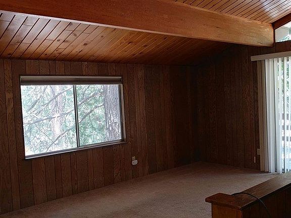 5th image of 33048 Keller Dr