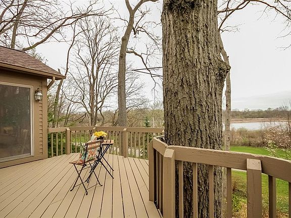 4th image of 329 Lake Park Ln