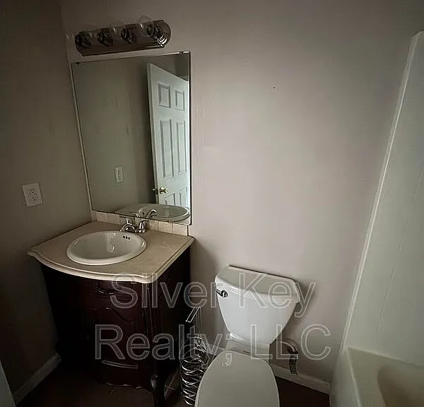 1515 W Madison Ave #1C — Photo 14