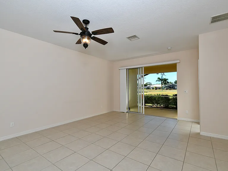 4808 Fairloop Run — Photo 24