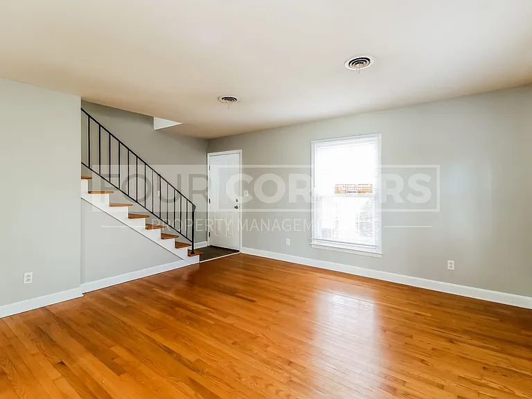 1019 Cypress Drive — Photo 2