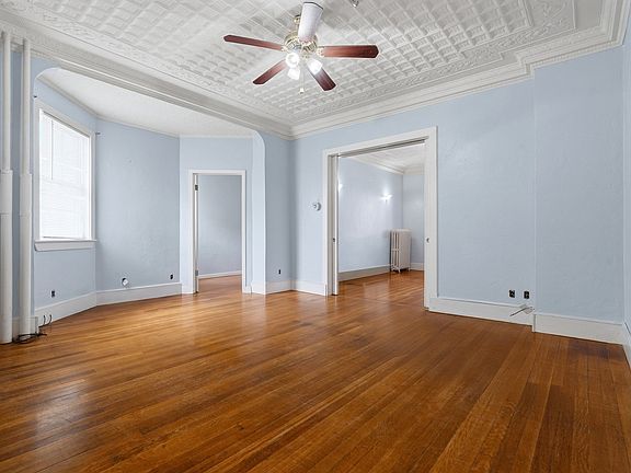 5th image of 41 Summer St #B