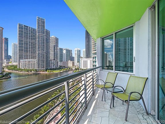 2nd image of 325 Biscayne Blvd APT 1119