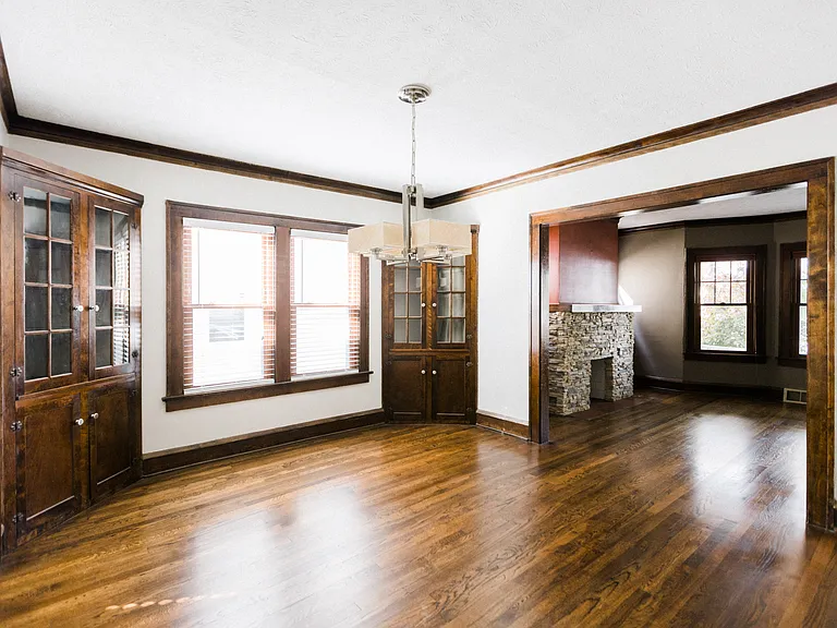 1297 Hathaway Ave — Photo 8