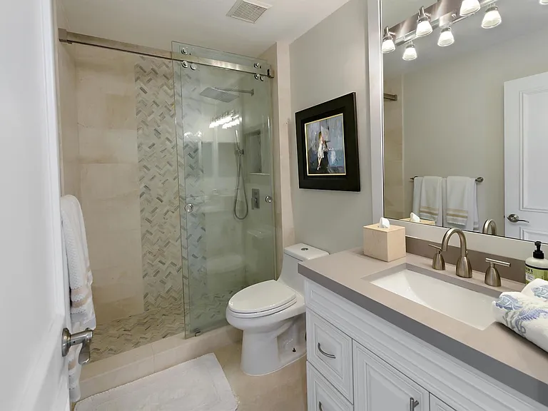 11204 Clover Leaf Cir — Photo 27