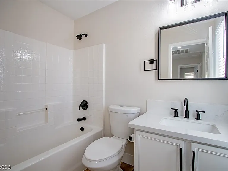 2108 Sandy Ln — Photo 15