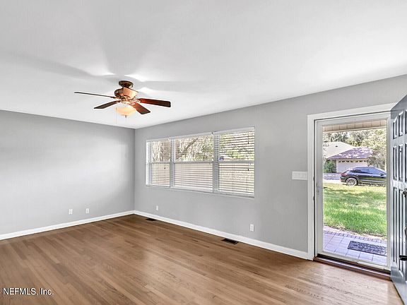 5th image of 1471 PALM Lane