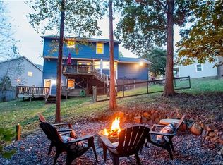 1542 Newfound Hollow Dr, Charlotte, NC 28214