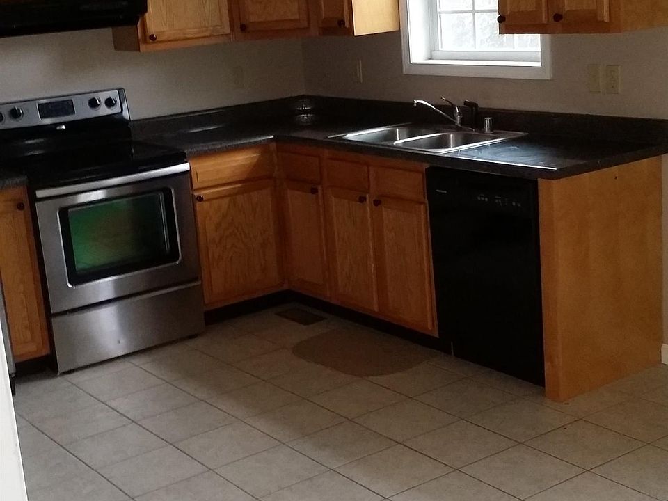 2nd image of 87 Mullins Rd