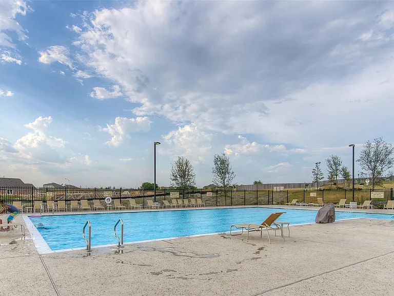 489 Shale Cir — Photo 39