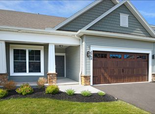 1363 Ashwood Ln, Victor, NY 14564
