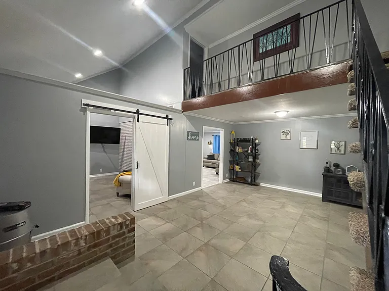 1513 Briarwood St — Photo 22