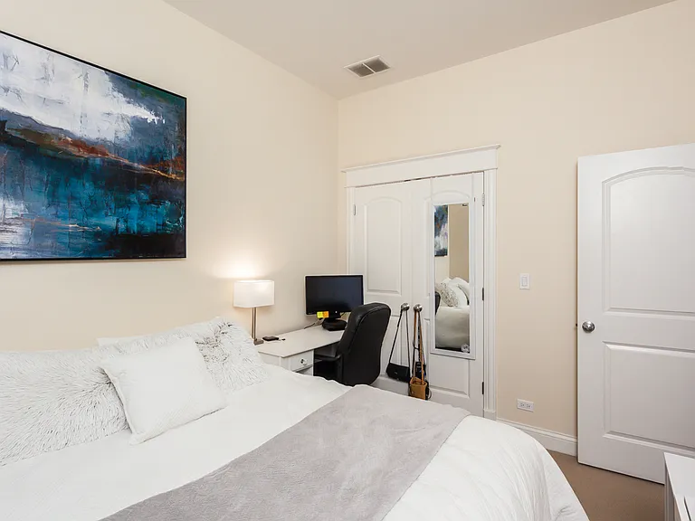 2730 N Lincoln Ave #4 — Photo 12