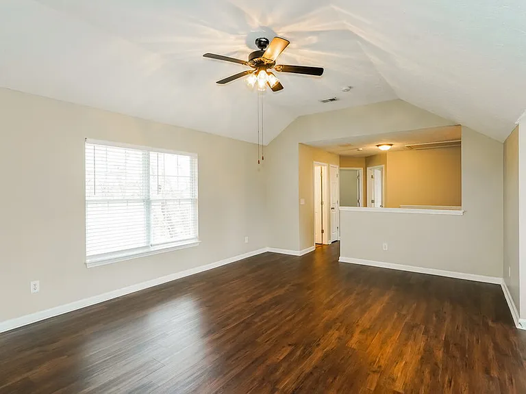 1483 Bern Dr — Photo 11