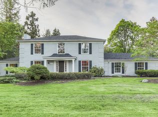 1624 Spotswood Dr, Bloomfield Hills, MI 48302