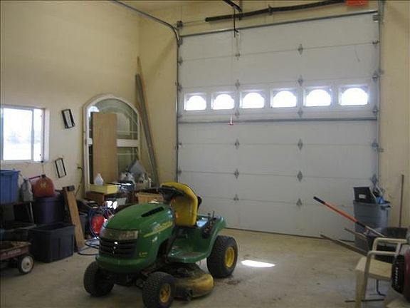 2nd image of 23739 N Hacienda Dr