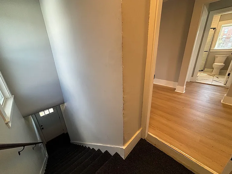 162 Front St — Photo 11