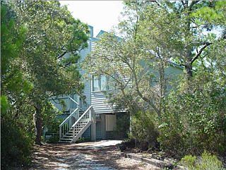 3rd image of 1308 Acacia Dr
