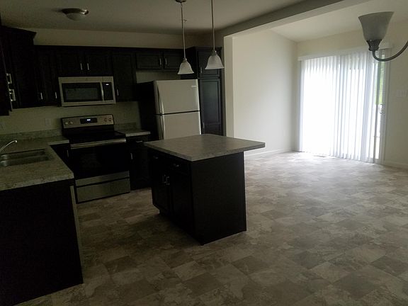 4th image of 224 Towhee Dr #224