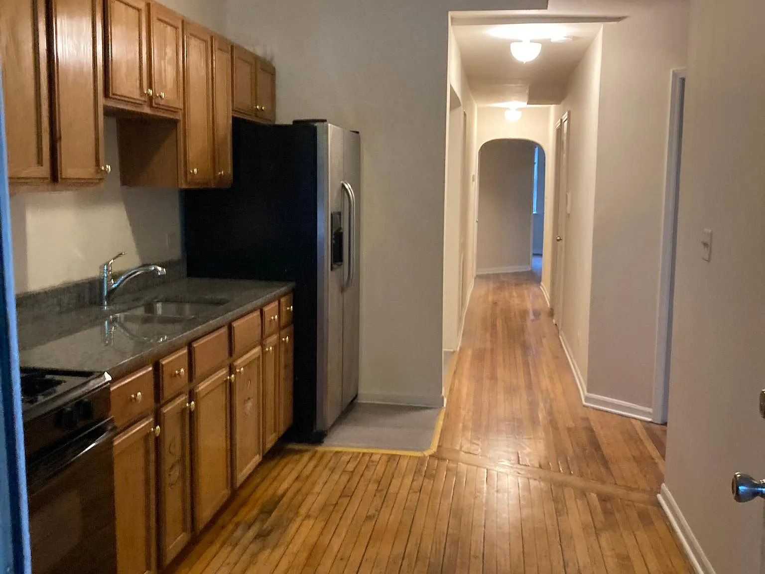 3 bed, 1200 sqft, $1,950 — Photo 1