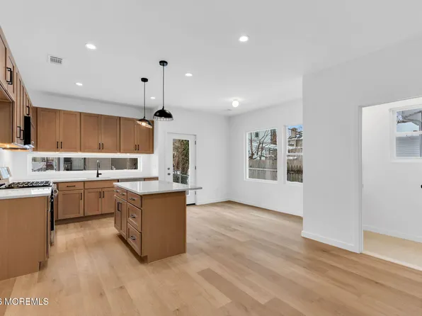 211 De Witt Avenue, Asbury Park, NJ 07712