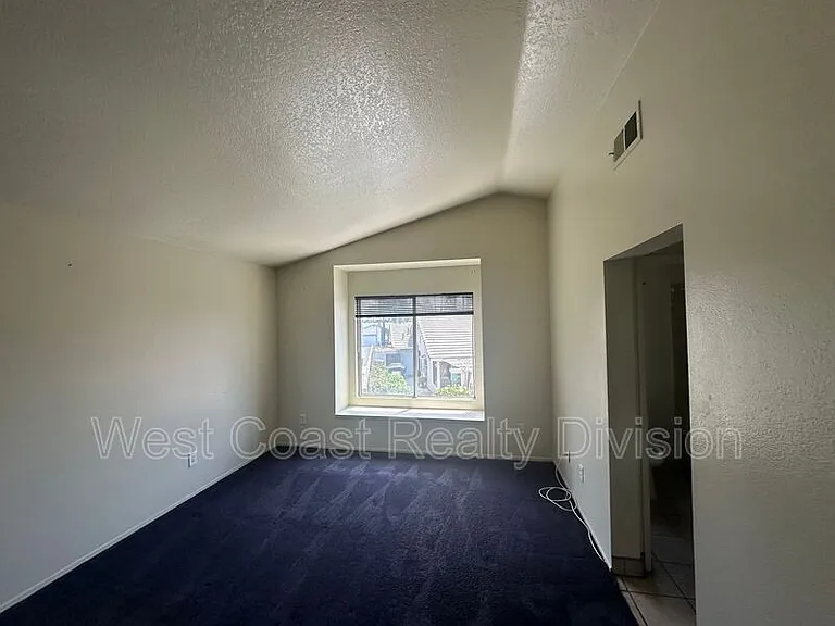 7049 Arlington Pl — Photo 23
