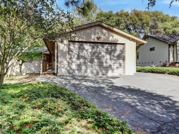 14251 Bristle Ct, Penn Valley, CA 95946