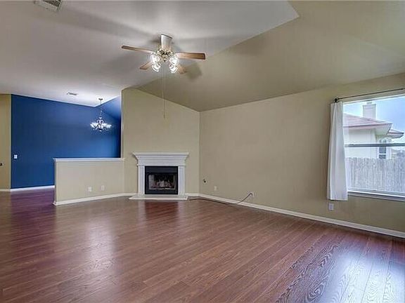 5th image of 217 Lakemont Dr